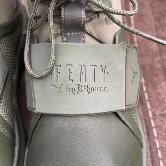 Puma Trainer Hi By Fenty x Rihanna Cypress Green Fashion Sneaker Woman’s Size 7 - Picture 2 of 8